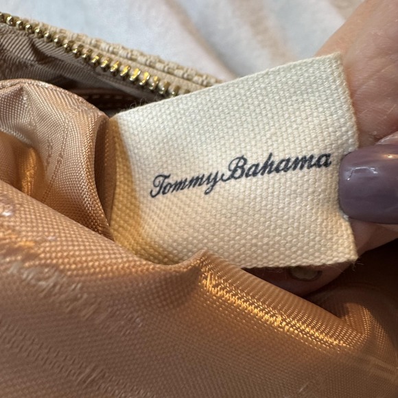 Tommy Bahama Wristlet Clutch Womens Beige Flamingo Embroidered Linen Zip Top - Picture 7 of 10